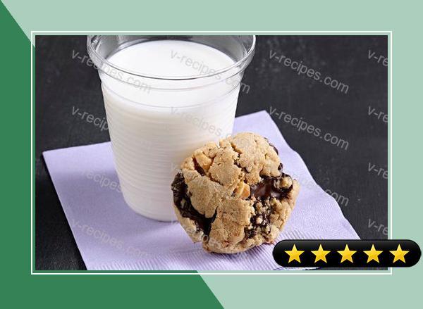 Peanut Butter-Chocolate Chunk Cookies recipe