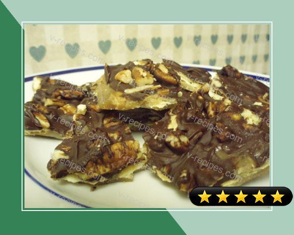 Chocolate Toffee Candy Cookies (Saltine Candy) recipe
