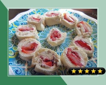 Strawberry & Cream Pinwheel Appetizers recipe