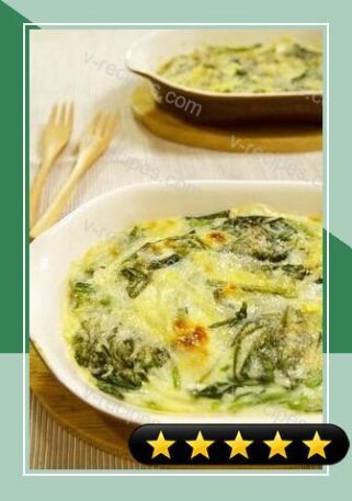 Spinach Au Gratin with Easy Bechamel Sauce recipe