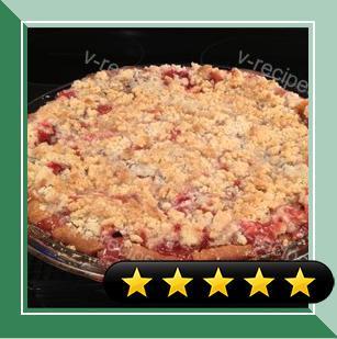Crumb-Topped Strawberry Rhubarb Pie recipe