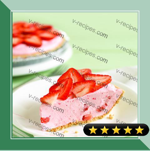 Cool 'n Easy Strawberry Pie recipe