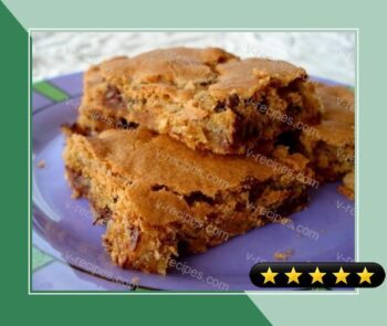 Chewy Chocolate Chip Bars recipe