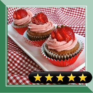 Really Real Strawberry Cupcakes recipe