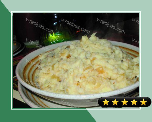 Skirlie Mash - Scottish Mashed Potatoes With Onions and Oats recipe