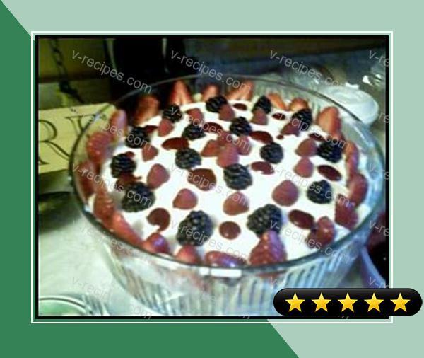 Berry Mascarpone Trifle recipe