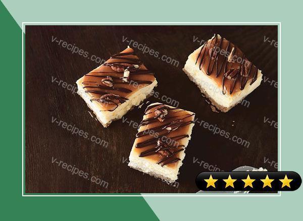 Caramel-Pecan Cheesecake Bars recipe