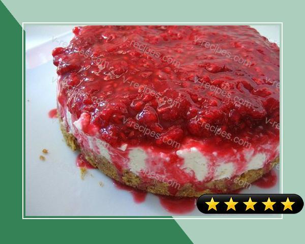 Mini Vanilla Cheesecakes with Raspberry Topping recipe