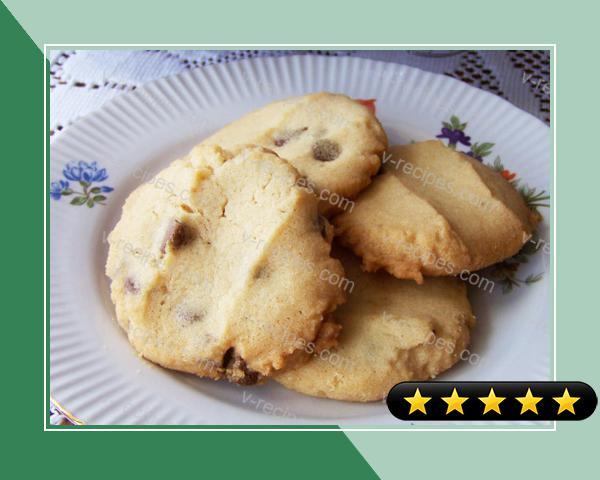 Crumbly Chocolate Chip Cookies recipe